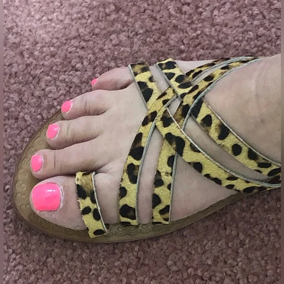 Naught Monkey Zooche Leopard Print Sandals - Picture 9 of 9